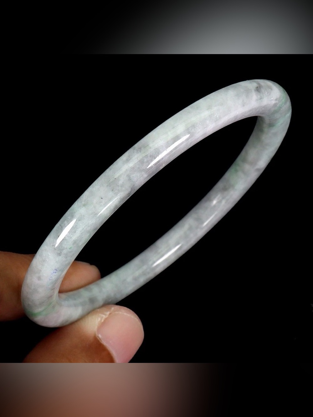 Stunning Natural Green Jade 159.19CT Bangle Bracelet 7mm thick Myanmar 6.9”